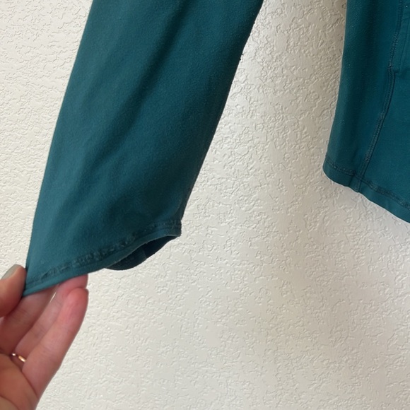 Beyond Yoga Curved Jacket Fitted Activewear  Green size Medium - Picture 4 of 14